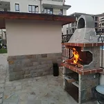 Ina & Eva Bayview Deluxe Бургас