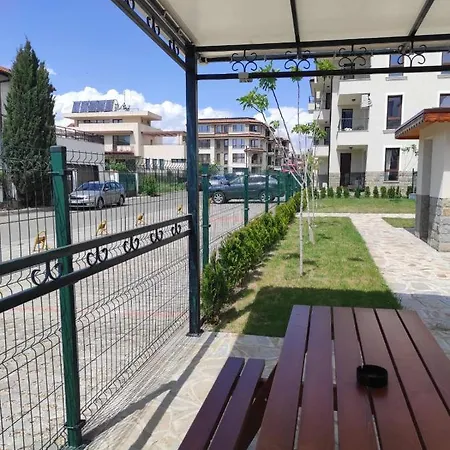 Ina & Eva Bayview Deluxe